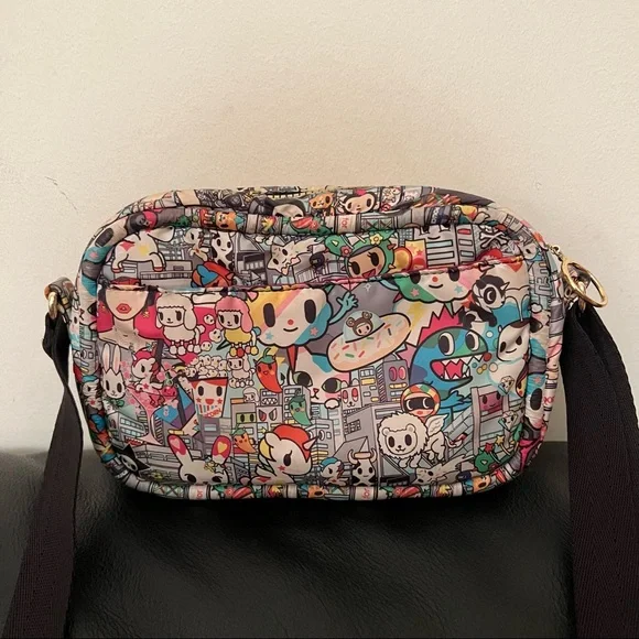LeSportsac x Tokidoki Crossbody Camera Bag - Picture 4 of 6